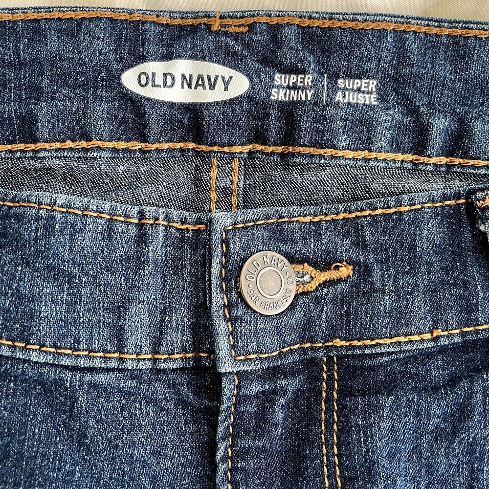 2/$20 Old Navy Super Skinny Denim - Sz 8 Petite